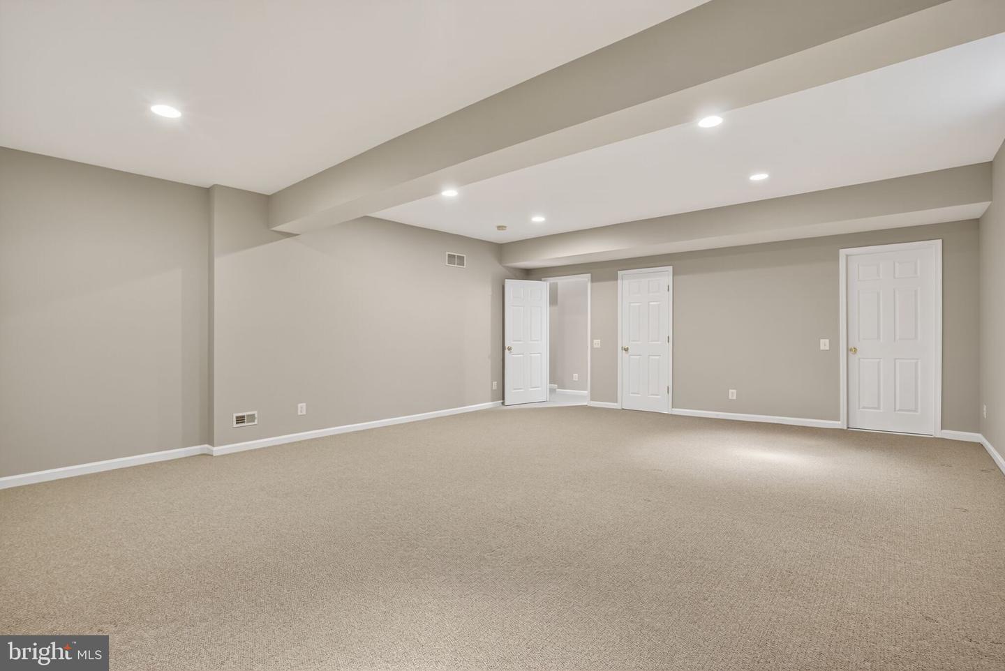 8157 AMERICAN HOLLY RD, LORTON, Virginia 22079, 4 Bedrooms Bedrooms, ,4 BathroomsBathrooms,Residential,For sale,8157 AMERICAN HOLLY RD,VAFX2274128 MLS # VAFX2274128
