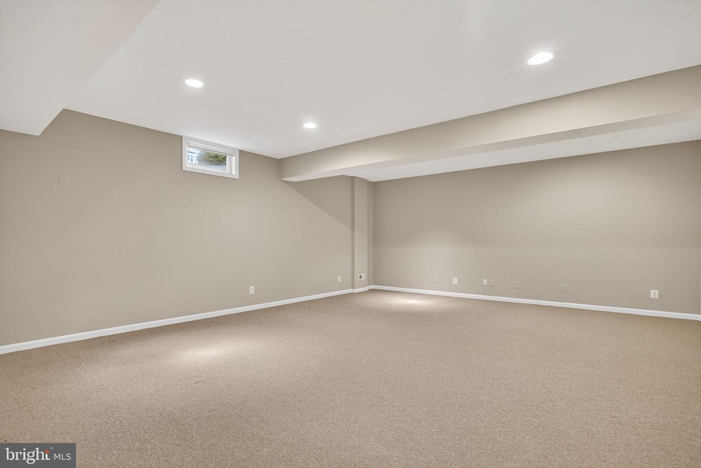 8157 AMERICAN HOLLY RD, LORTON, Virginia 22079, 4 Bedrooms Bedrooms, ,4 BathroomsBathrooms,Residential,For sale,8157 AMERICAN HOLLY RD,VAFX2274128 MLS # VAFX2274128