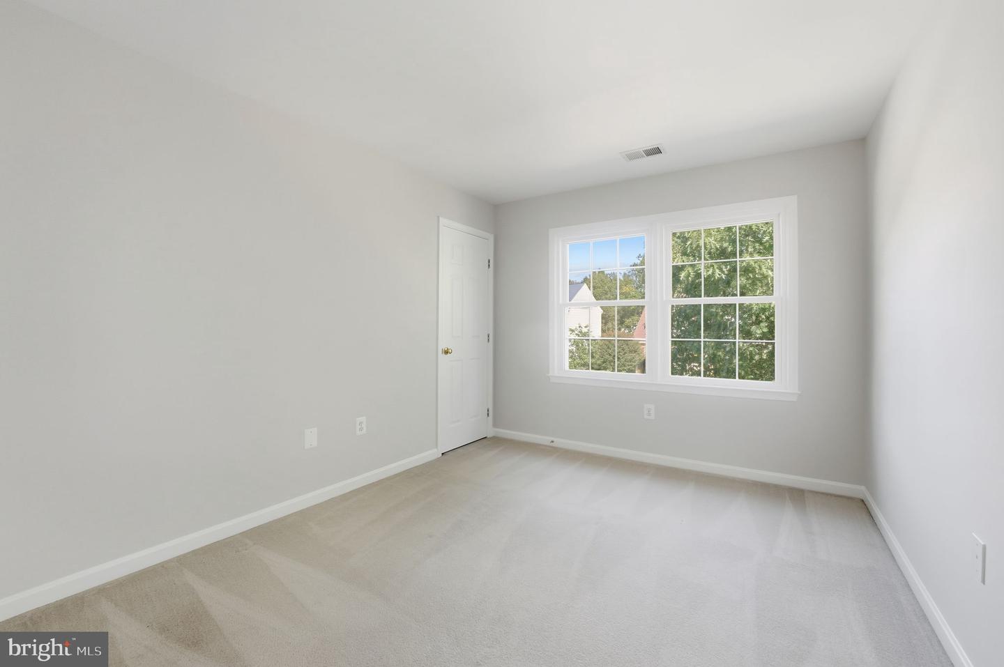 21507 TITHABLES CIR, BROADLANDS, Virginia 20148, 5 Bedrooms Bedrooms, ,3 BathroomsBathrooms,Residential,For sale,21507 TITHABLES CIR,VALO2108816 MLS # VALO2108816
