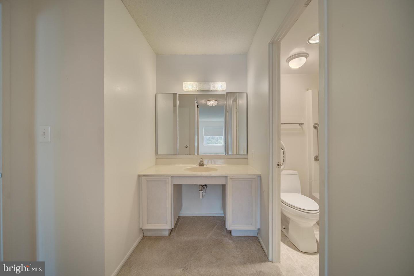 8380 GREENSBORO DR #319, MCLEAN, Virginia 22102, 2 Bedrooms Bedrooms, ,2 BathroomsBathrooms,Residential,For sale,8380 GREENSBORO DR #319,VAFX2274176 MLS # VAFX2274176