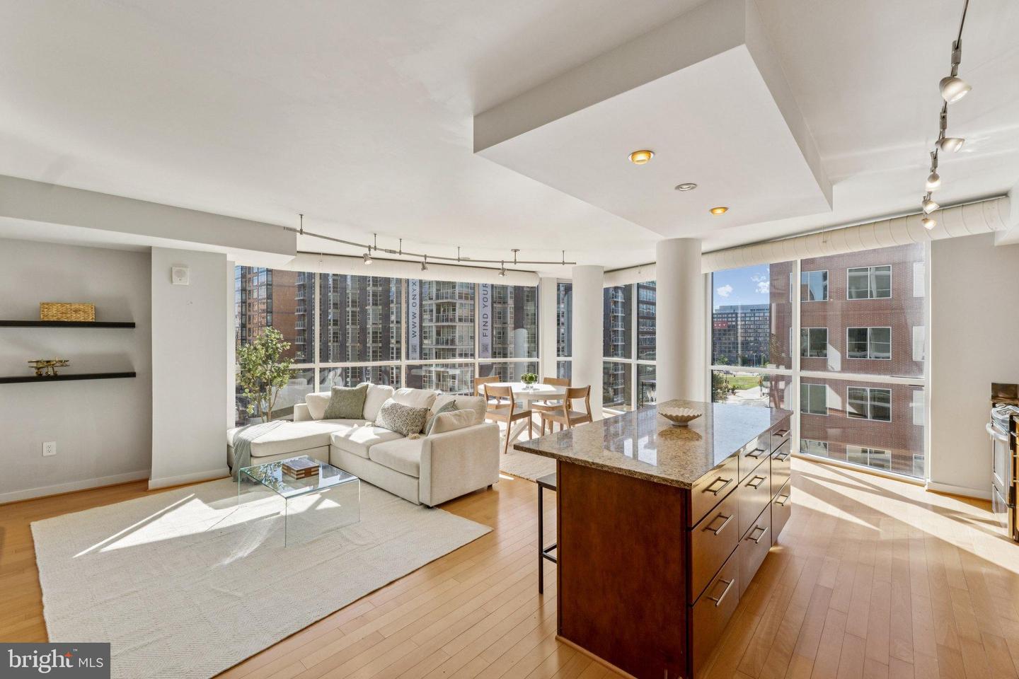 1025 1ST ST SE #713, WASHINGTON, District Of Columbia 20003, 2 Bedrooms Bedrooms, 5 Rooms Rooms,2 BathroomsBathrooms,Residential,For sale,1025 1ST ST SE #713,DCDC2226920 MLS # DCDC2226920