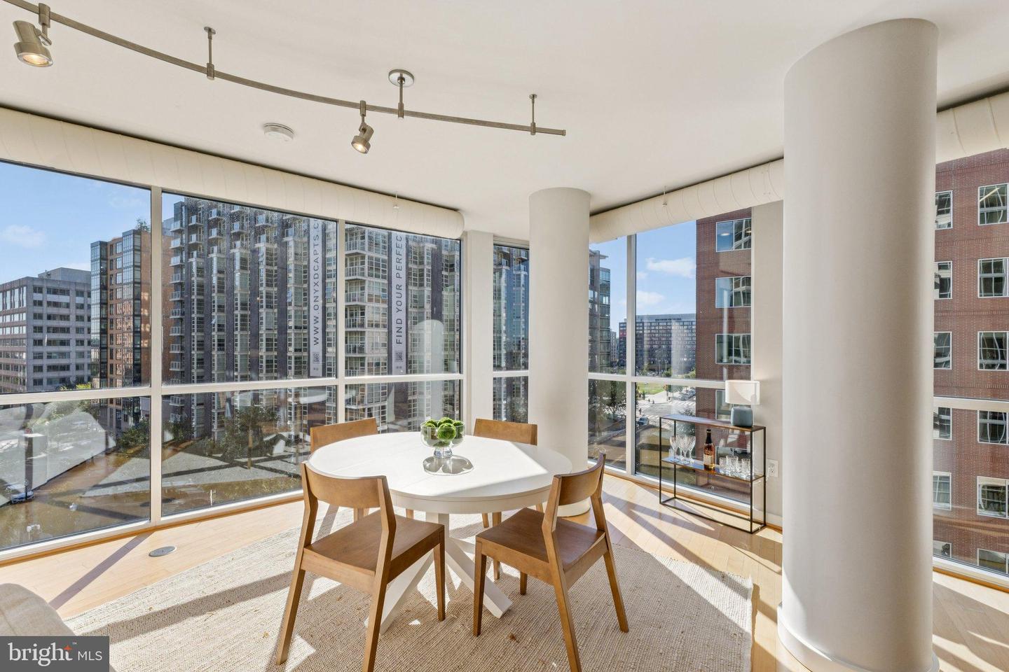 1025 1ST ST SE #713, WASHINGTON, District Of Columbia 20003, 2 Bedrooms Bedrooms, 5 Rooms Rooms,2 BathroomsBathrooms,Residential,For sale,1025 1ST ST SE #713,DCDC2226920 MLS # DCDC2226920