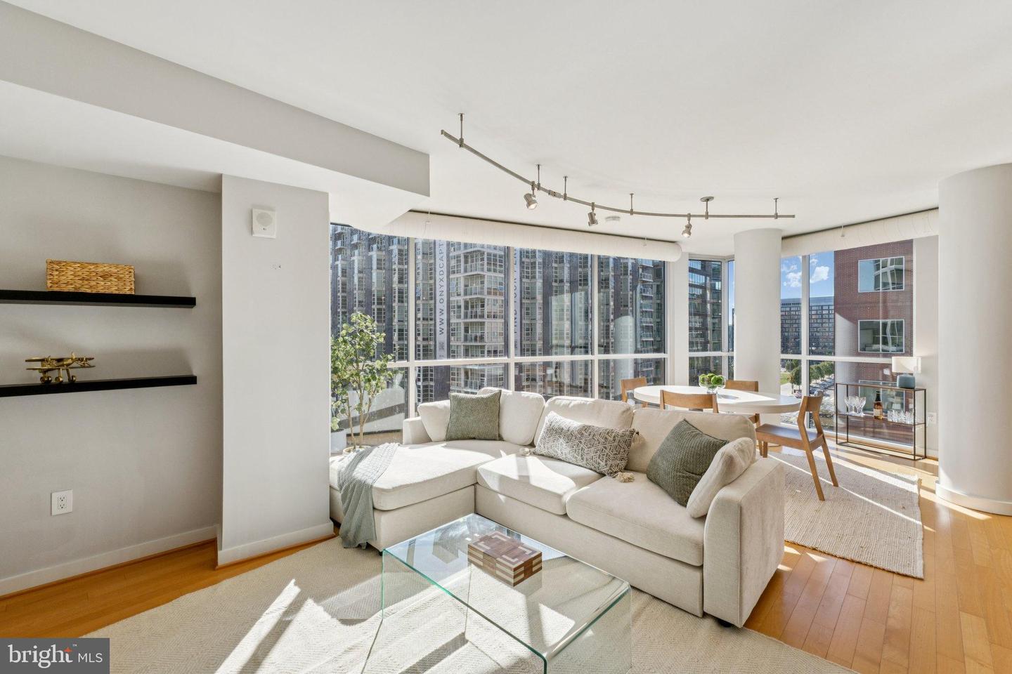 1025 1ST ST SE #713, WASHINGTON, District Of Columbia 20003, 2 Bedrooms Bedrooms, 5 Rooms Rooms,2 BathroomsBathrooms,Residential,For sale,1025 1ST ST SE #713,DCDC2226920 MLS # DCDC2226920