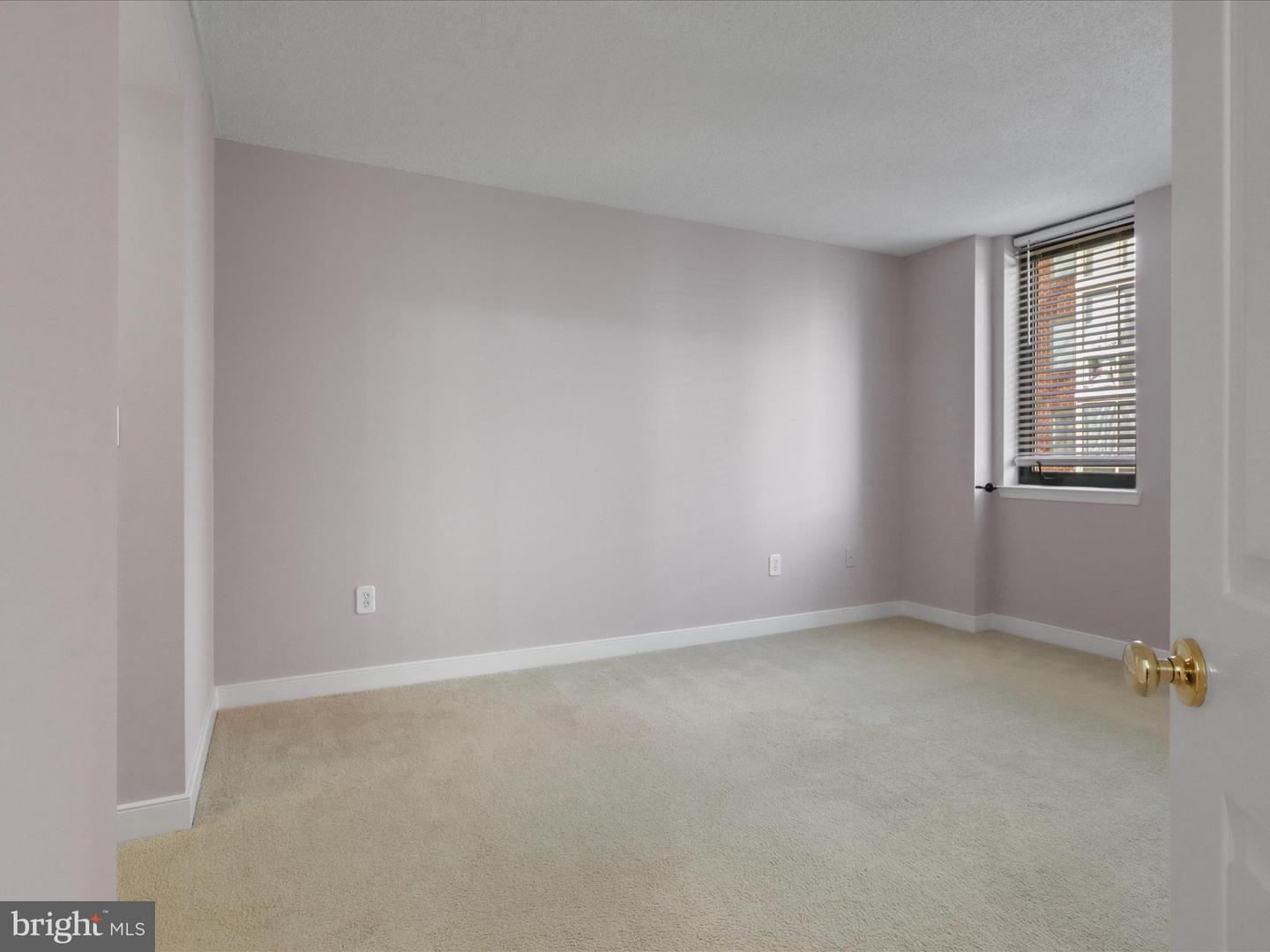 1050 N TAYLOR ST #1-407, ARLINGTON, Virginia 22201, 2 Bedrooms Bedrooms, ,1 BathroomBathrooms,Residential,For sale,1050 N TAYLOR ST #1-407,VAAR2064874 MLS # VAAR2064874