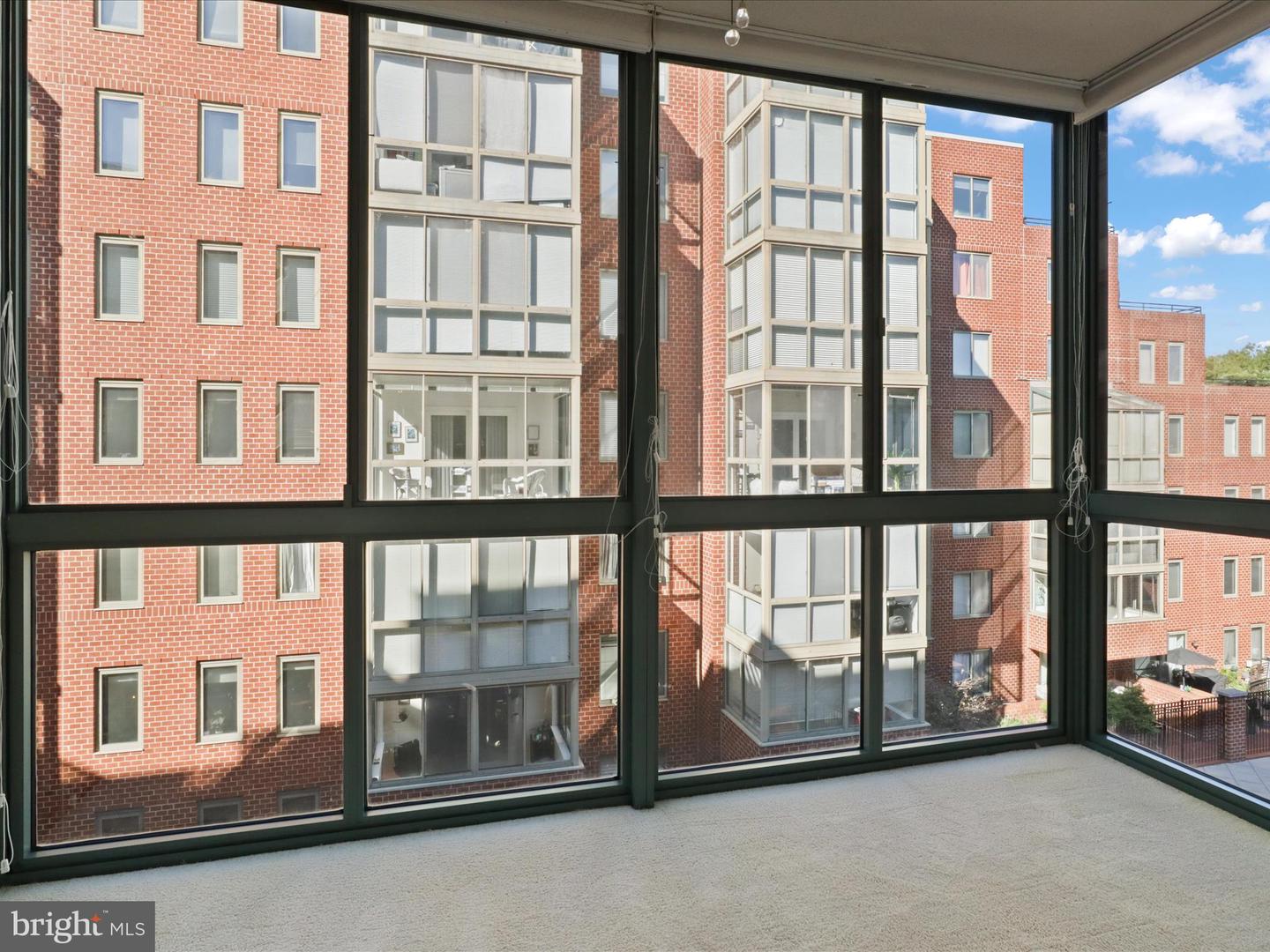 1050 N TAYLOR ST #1-407, ARLINGTON, Virginia 22201, 2 Bedrooms Bedrooms, ,1 BathroomBathrooms,Residential,For sale,1050 N TAYLOR ST #1-407,VAAR2064874 MLS # VAAR2064874