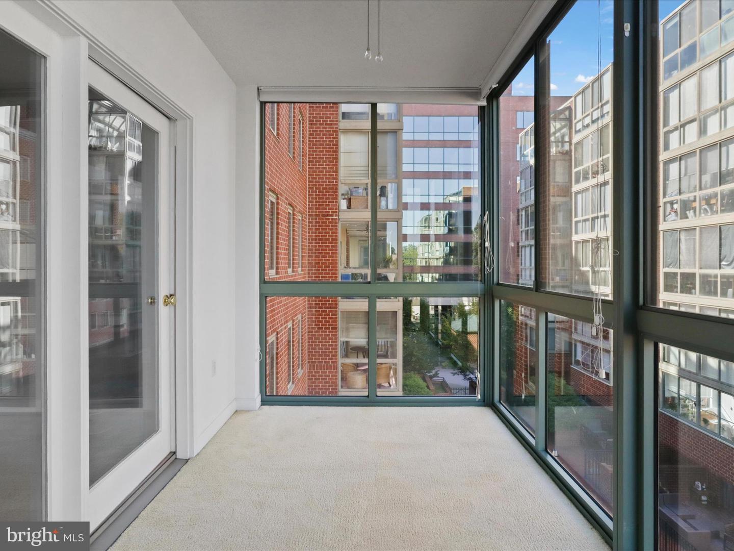 1050 N TAYLOR ST #1-407, ARLINGTON, Virginia 22201, 2 Bedrooms Bedrooms, ,1 BathroomBathrooms,Residential,For sale,1050 N TAYLOR ST #1-407,VAAR2064874 MLS # VAAR2064874
