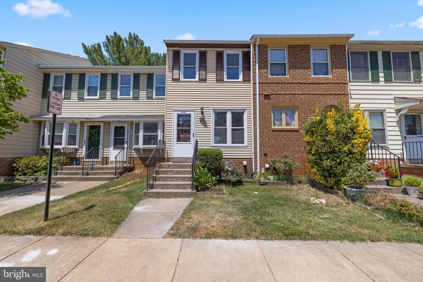 13807 SAUTERNE WAY, CHANTILLY, Virginia 20151, 2 Bedrooms Bedrooms, ,2 BathroomsBathrooms,Residential,For sale,13807 SAUTERNE WAY,VAFX2274198 MLS # VAFX2274198