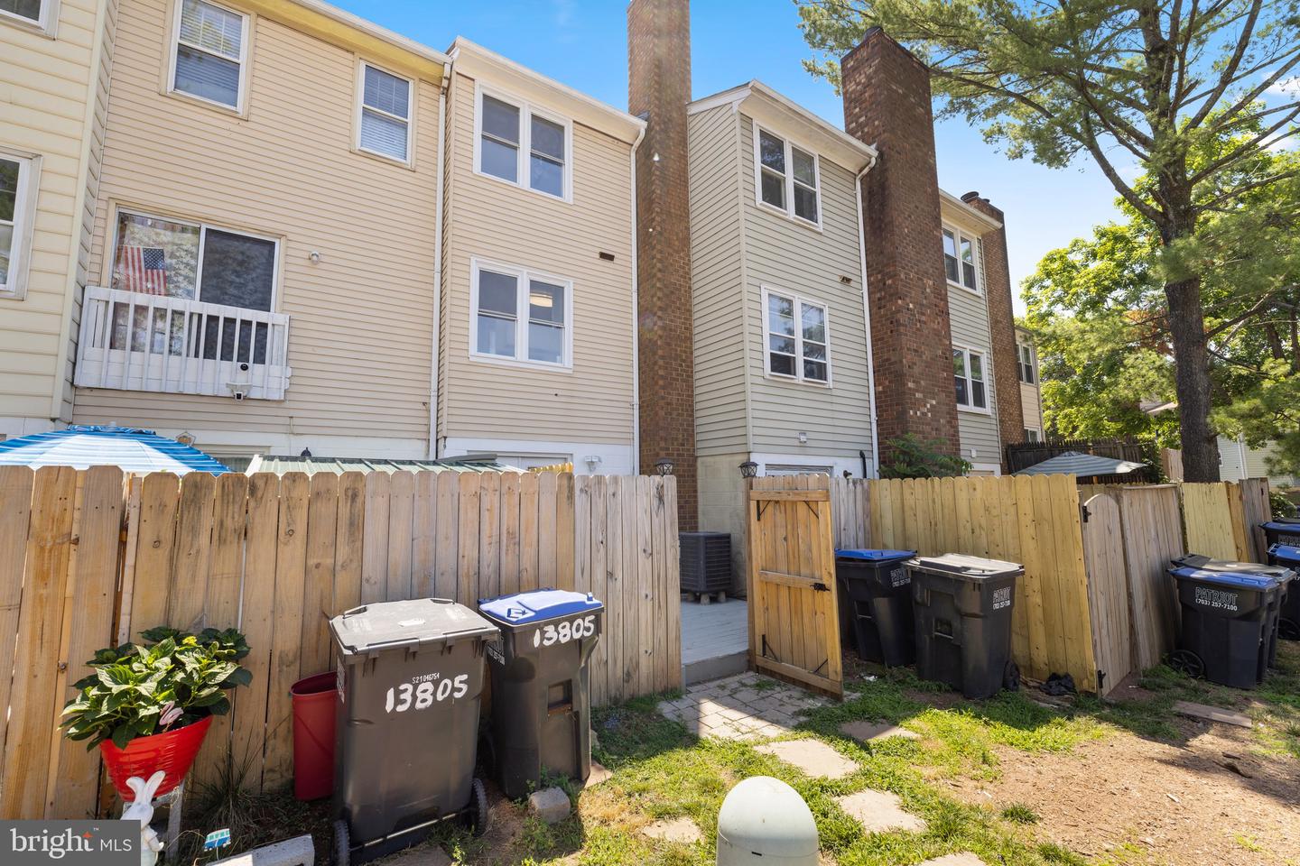 13807 SAUTERNE WAY, CHANTILLY, Virginia 20151, 2 Bedrooms Bedrooms, ,2 BathroomsBathrooms,Residential,For sale,13807 SAUTERNE WAY,VAFX2274198 MLS # VAFX2274198