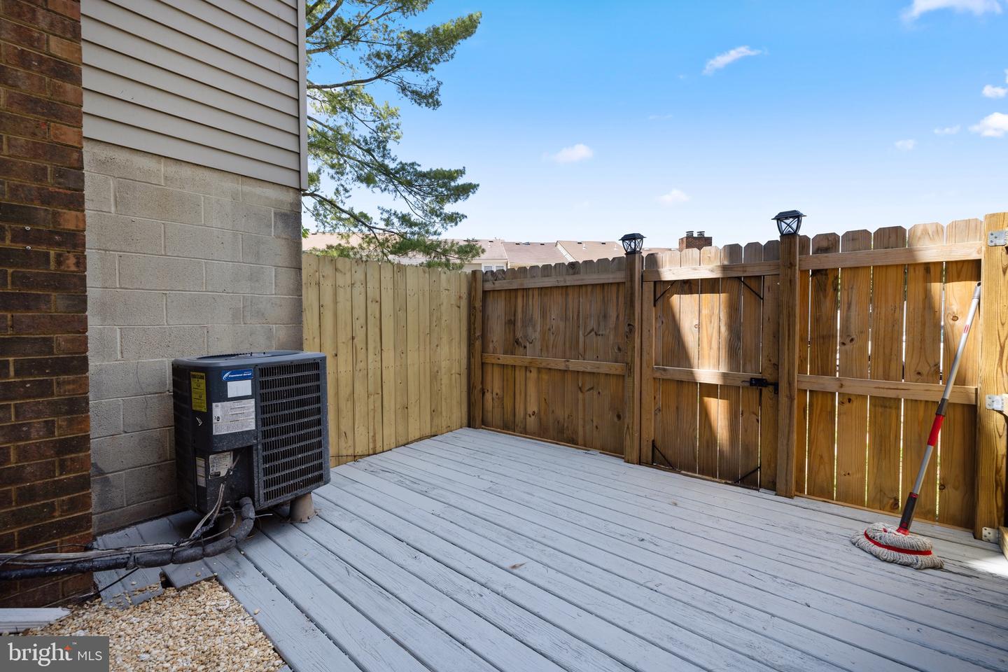 13807 SAUTERNE WAY, CHANTILLY, Virginia 20151, 2 Bedrooms Bedrooms, ,2 BathroomsBathrooms,Residential,For sale,13807 SAUTERNE WAY,VAFX2274198 MLS # VAFX2274198