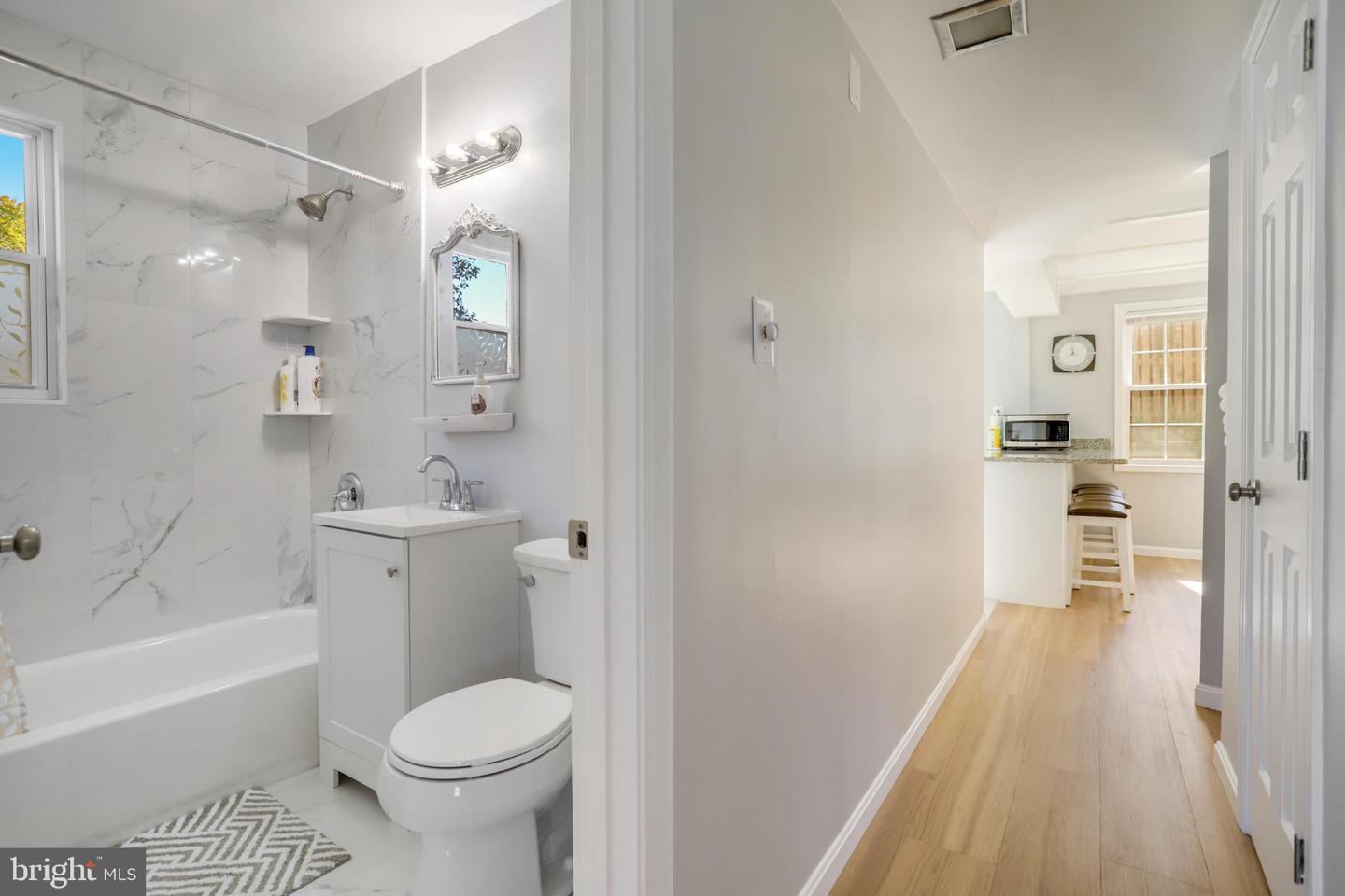 6908 BARRETT, FALLS CHURCH, Virginia 22042, 3 Bedrooms Bedrooms, 8 Rooms Rooms,2 BathroomsBathrooms,Residential,For sale,6908 BARRETT,VAFX2274118 MLS # VAFX2274118