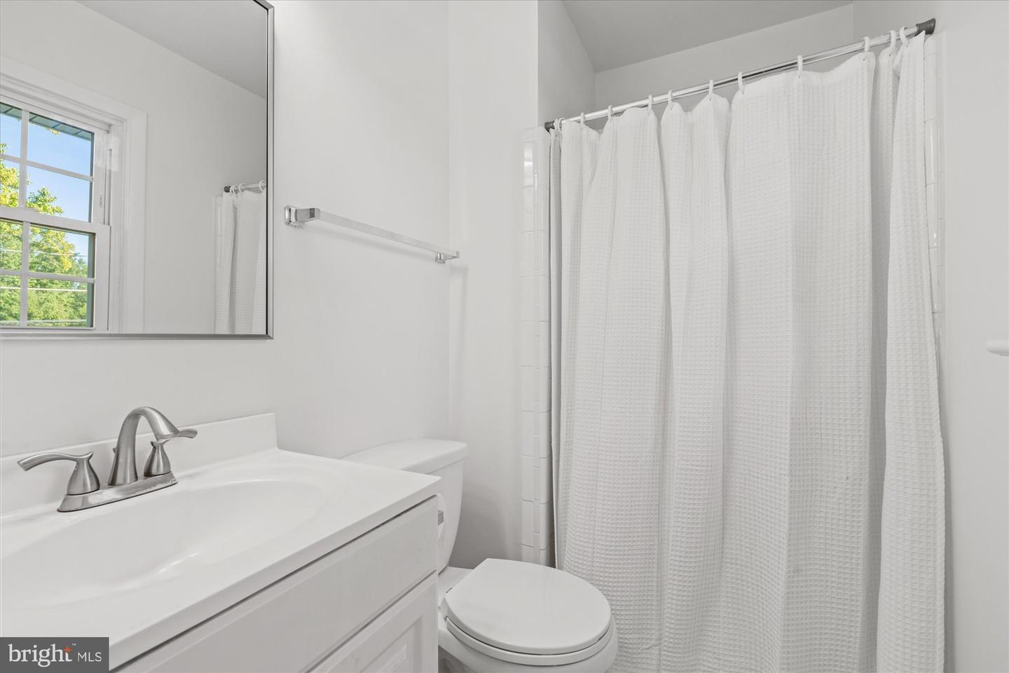8531 MOUNT VERNON HWY, ALEXANDRIA, Virginia 22309, 5 Bedrooms Bedrooms, ,3 BathroomsBathrooms,Residential,For sale,8531 MOUNT VERNON HWY,VAFX2274124 MLS # VAFX2274124