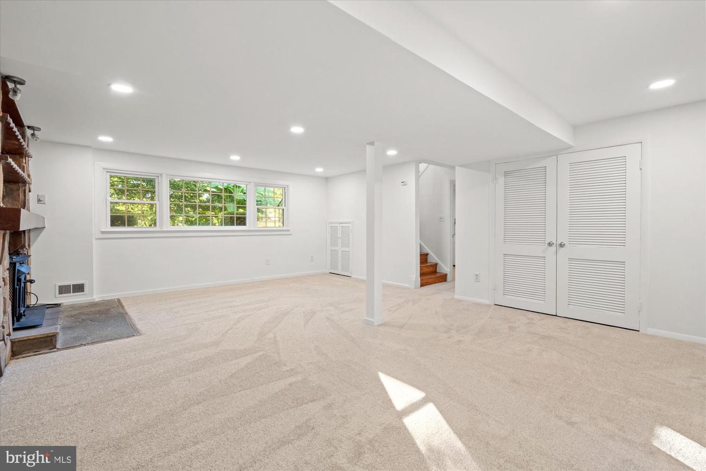 8531 MOUNT VERNON HWY, ALEXANDRIA, Virginia 22309, 5 Bedrooms Bedrooms, ,3 BathroomsBathrooms,Residential,For sale,8531 MOUNT VERNON HWY,VAFX2274124 MLS # VAFX2274124