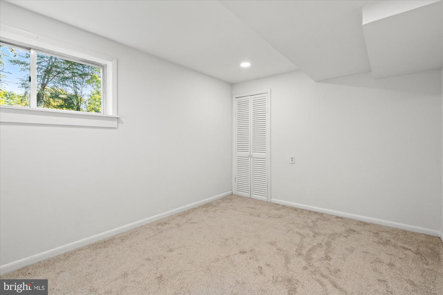 8531 MOUNT VERNON HWY, ALEXANDRIA, Virginia 22309, 5 Bedrooms Bedrooms, ,3 BathroomsBathrooms,Residential,For sale,8531 MOUNT VERNON HWY,VAFX2274124 MLS # VAFX2274124