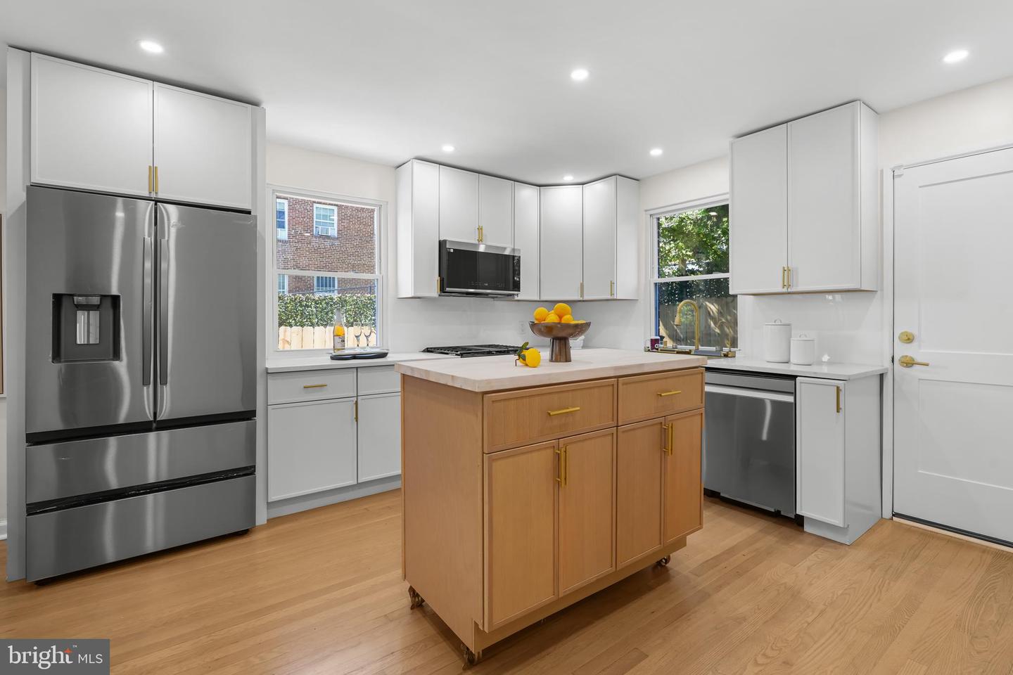 700 CHESAPEAKE ST SE, WASHINGTON, District Of Columbia 20032, 4 Bedrooms Bedrooms, ,2 BathroomsBathrooms,Residential,For sale,700 CHESAPEAKE ST SE,DCDC2226894 MLS # DCDC2226894