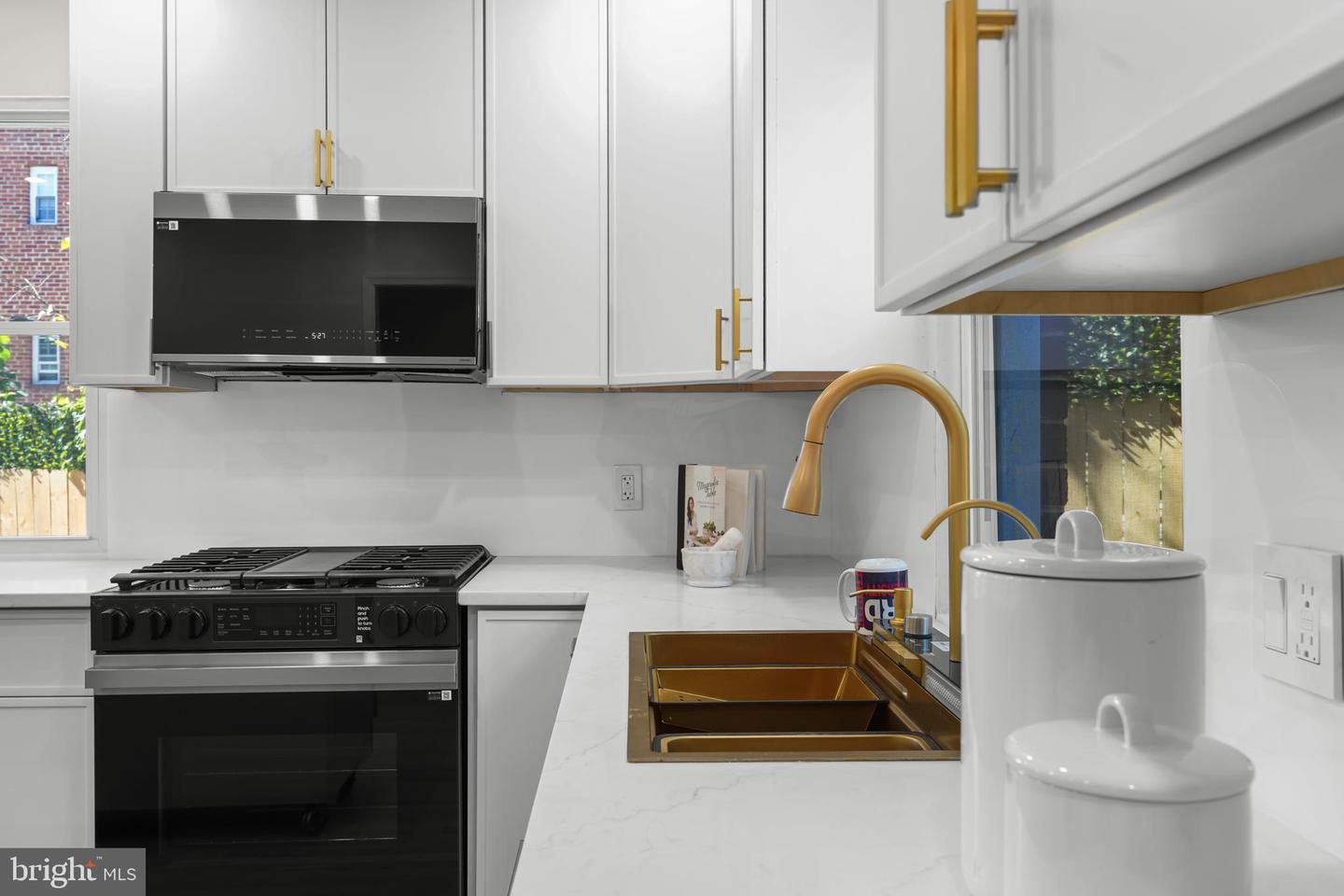 700 CHESAPEAKE ST SE, WASHINGTON, District Of Columbia 20032, 4 Bedrooms Bedrooms, ,2 BathroomsBathrooms,Residential,For sale,700 CHESAPEAKE ST SE,DCDC2226894 MLS # DCDC2226894