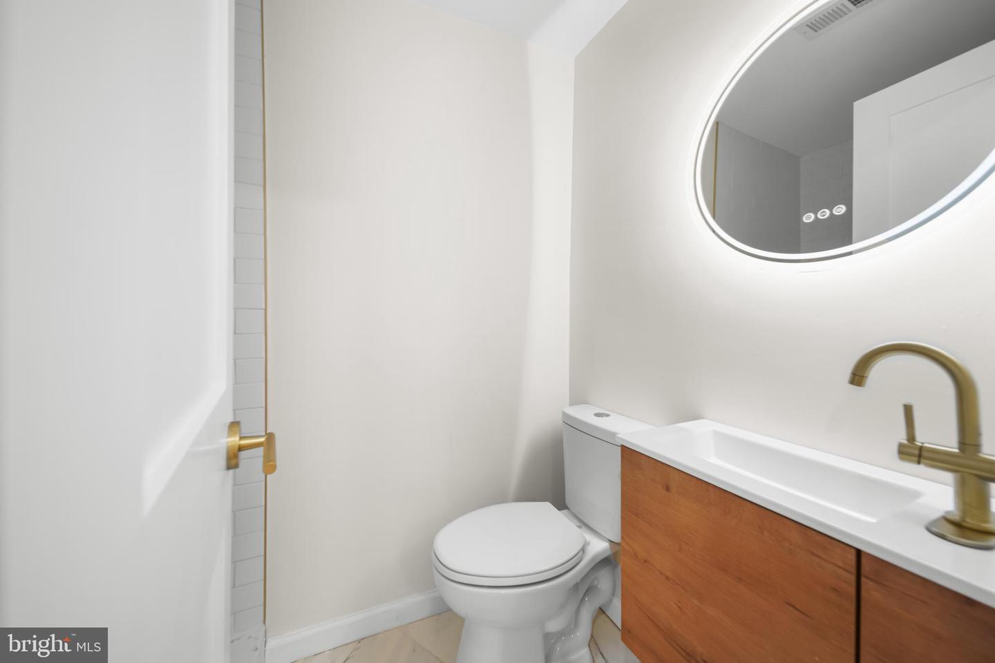 700 CHESAPEAKE ST SE, WASHINGTON, District Of Columbia 20032, 4 Bedrooms Bedrooms, ,2 BathroomsBathrooms,Residential,For sale,700 CHESAPEAKE ST SE,DCDC2226894 MLS # DCDC2226894