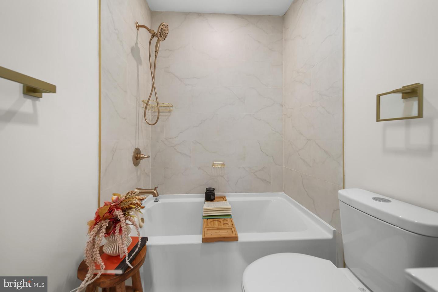 700 CHESAPEAKE ST SE, WASHINGTON, District Of Columbia 20032, 4 Bedrooms Bedrooms, ,2 BathroomsBathrooms,Residential,For sale,700 CHESAPEAKE ST SE,DCDC2226894 MLS # DCDC2226894