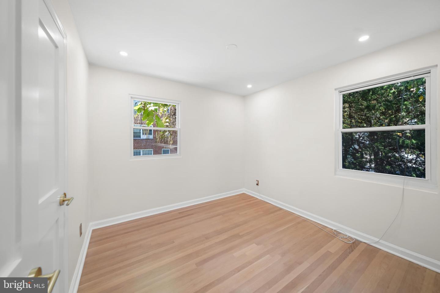 700 CHESAPEAKE ST SE, WASHINGTON, District Of Columbia 20032, 4 Bedrooms Bedrooms, ,2 BathroomsBathrooms,Residential,For sale,700 CHESAPEAKE ST SE,DCDC2226894 MLS # DCDC2226894
