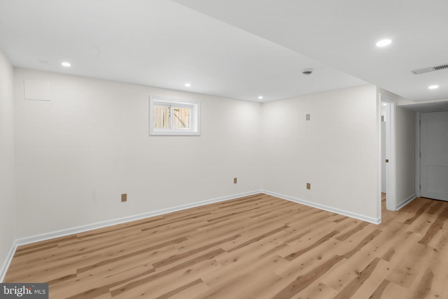 700 CHESAPEAKE ST SE, WASHINGTON, District Of Columbia 20032, 4 Bedrooms Bedrooms, ,2 BathroomsBathrooms,Residential,For sale,700 CHESAPEAKE ST SE,DCDC2226894 MLS # DCDC2226894