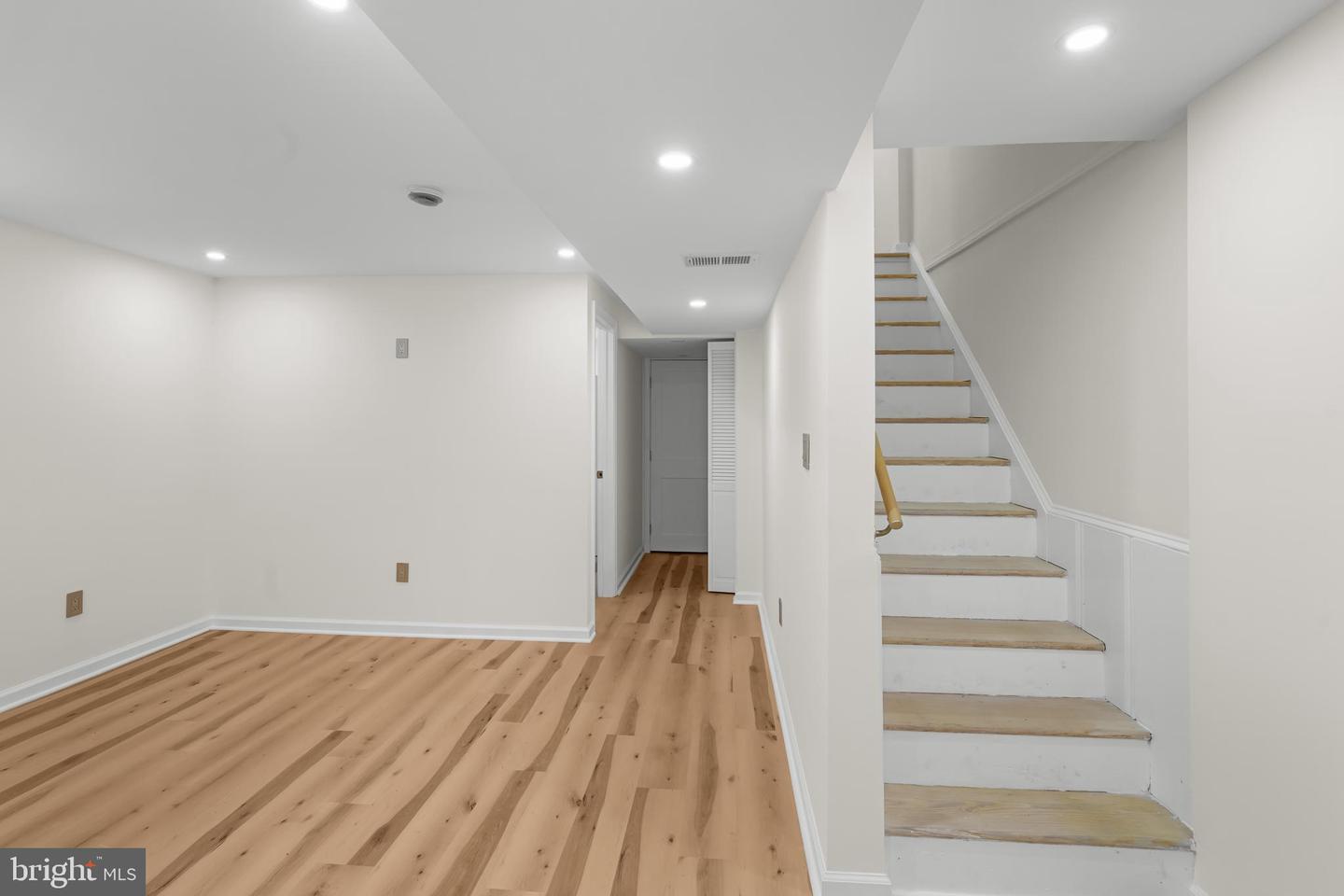 700 CHESAPEAKE ST SE, WASHINGTON, District Of Columbia 20032, 4 Bedrooms Bedrooms, ,2 BathroomsBathrooms,Residential,For sale,700 CHESAPEAKE ST SE,DCDC2226894 MLS # DCDC2226894