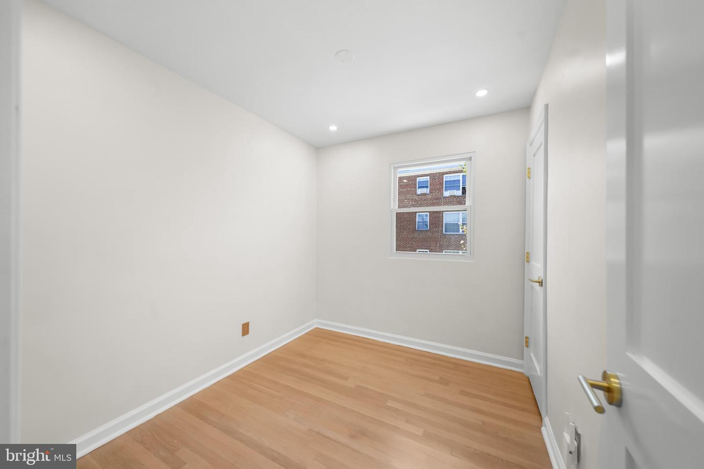 700 CHESAPEAKE ST SE, WASHINGTON, District Of Columbia 20032, 4 Bedrooms Bedrooms, ,2 BathroomsBathrooms,Residential,For sale,700 CHESAPEAKE ST SE,DCDC2226894 MLS # DCDC2226894