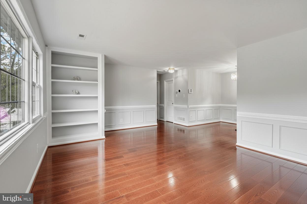15030 ALABAMA AVE, WOODBRIDGE, Virginia 22191, 4 Bedrooms Bedrooms, ,2 BathroomsBathrooms,Residential,For sale,15030 ALABAMA AVE,VAPW2105922 MLS # VAPW2105922