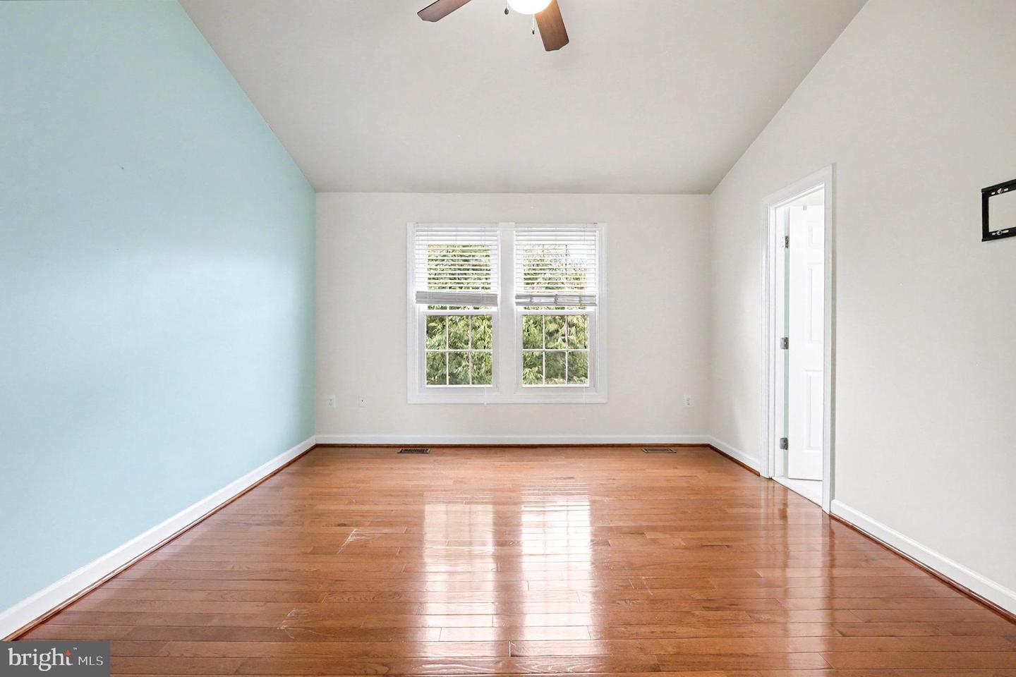14719 WINTERFIELD CT, CENTREVILLE, Virginia 20120, 3 Bedrooms Bedrooms, ,2 BathroomsBathrooms,Residential,For sale,14719 WINTERFIELD CT,VAFX2274154 MLS # VAFX2274154