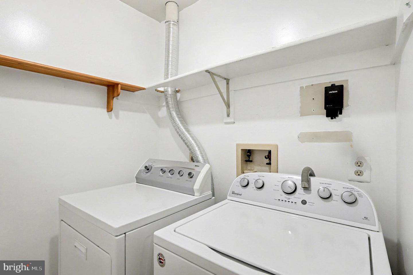 14719 WINTERFIELD CT, CENTREVILLE, Virginia 20120, 3 Bedrooms Bedrooms, ,2 BathroomsBathrooms,Residential,For sale,14719 WINTERFIELD CT,VAFX2274154 MLS # VAFX2274154