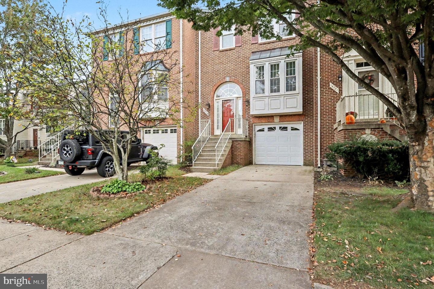 14719 WINTERFIELD CT, CENTREVILLE, Virginia 20120, 3 Bedrooms Bedrooms, ,2 BathroomsBathrooms,Residential,For sale,14719 WINTERFIELD CT,VAFX2274154 MLS # VAFX2274154