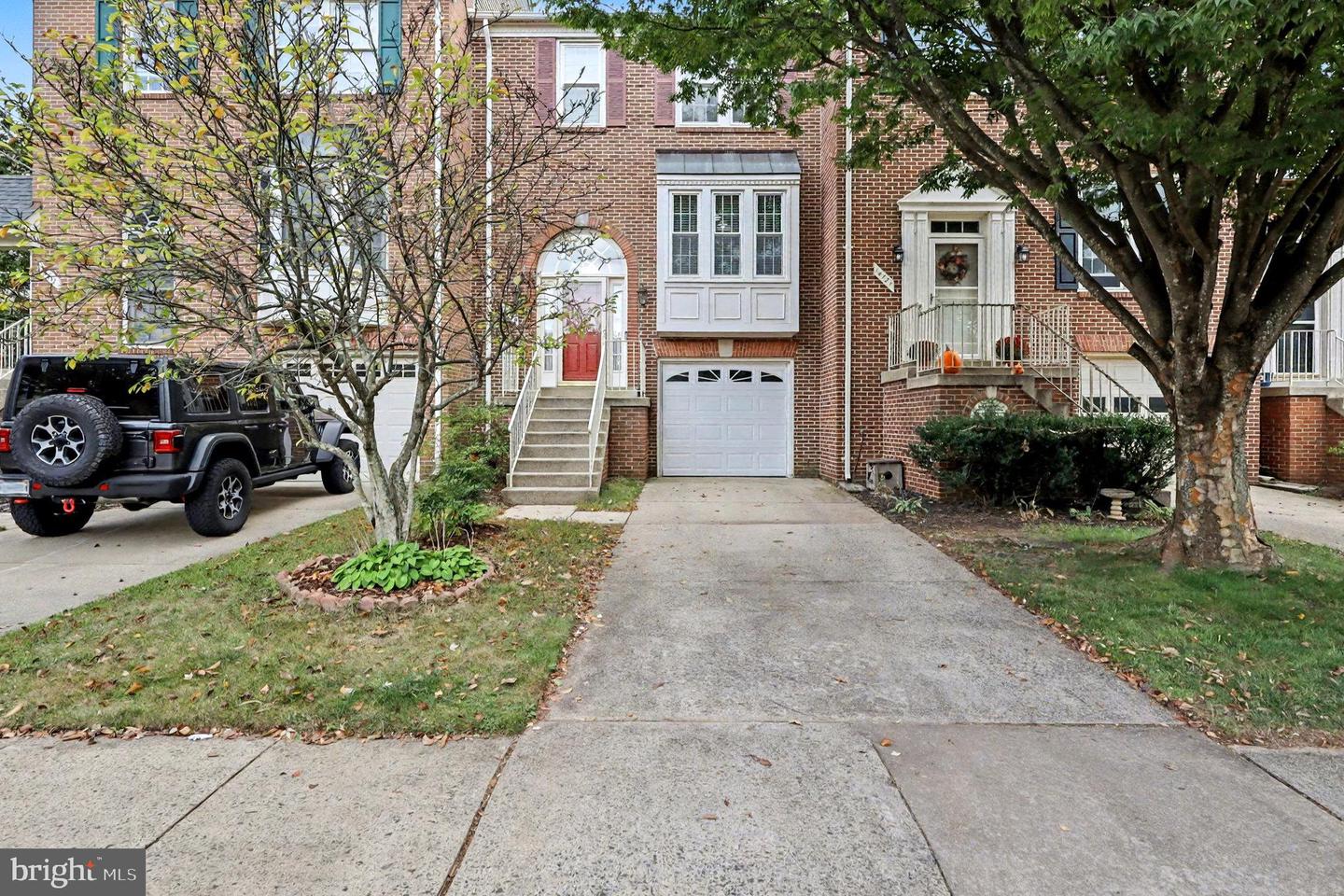 14719 WINTERFIELD CT, CENTREVILLE, Virginia 20120, 3 Bedrooms Bedrooms, ,2 BathroomsBathrooms,Residential,For sale,14719 WINTERFIELD CT,VAFX2274154 MLS # VAFX2274154