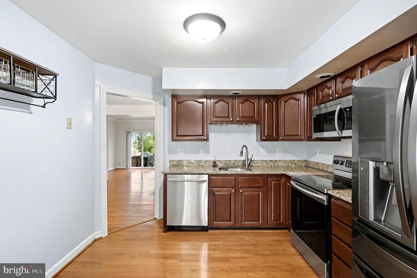 14719 WINTERFIELD CT, CENTREVILLE, Virginia 20120, 3 Bedrooms Bedrooms, ,2 BathroomsBathrooms,Residential,For sale,14719 WINTERFIELD CT,VAFX2274154 MLS # VAFX2274154