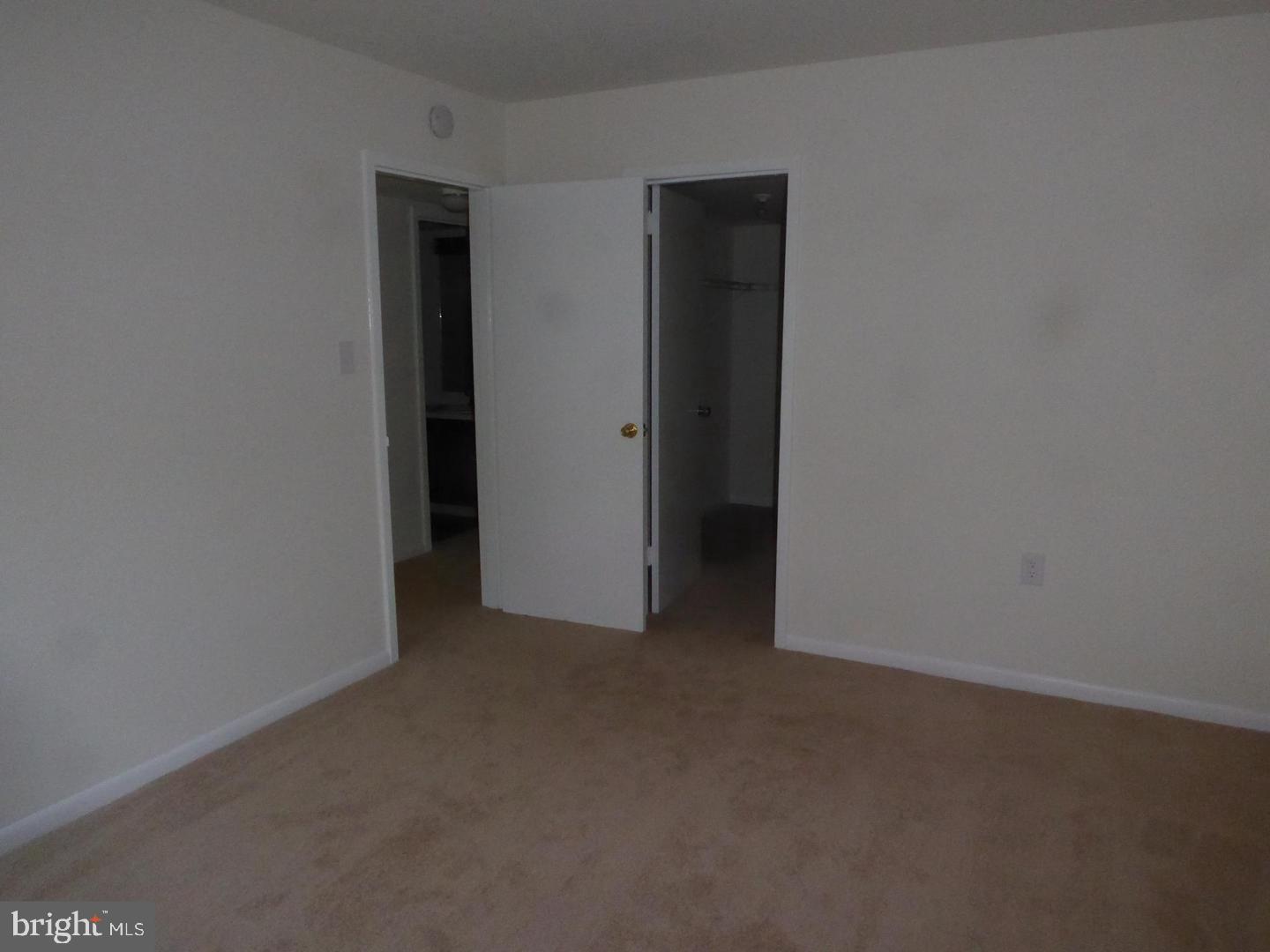 1427 NORTHGATE SQ #27/12B, RESTON, Virginia 20190, 2 Bedrooms Bedrooms, ,2 BathroomsBathrooms,Residential,For sale,1427 NORTHGATE SQ #27/12B,VAFX2274162 MLS # VAFX2274162
