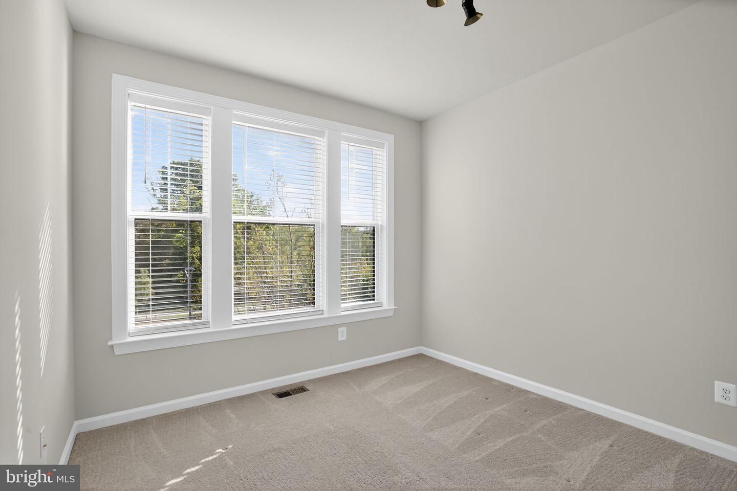 45087 CAPPAMORE TER, STERLING, Virginia 20166, 3 Bedrooms Bedrooms, ,2 BathroomsBathrooms,Residential,For sale,45087 CAPPAMORE TER,VALO2108820 MLS # VALO2108820