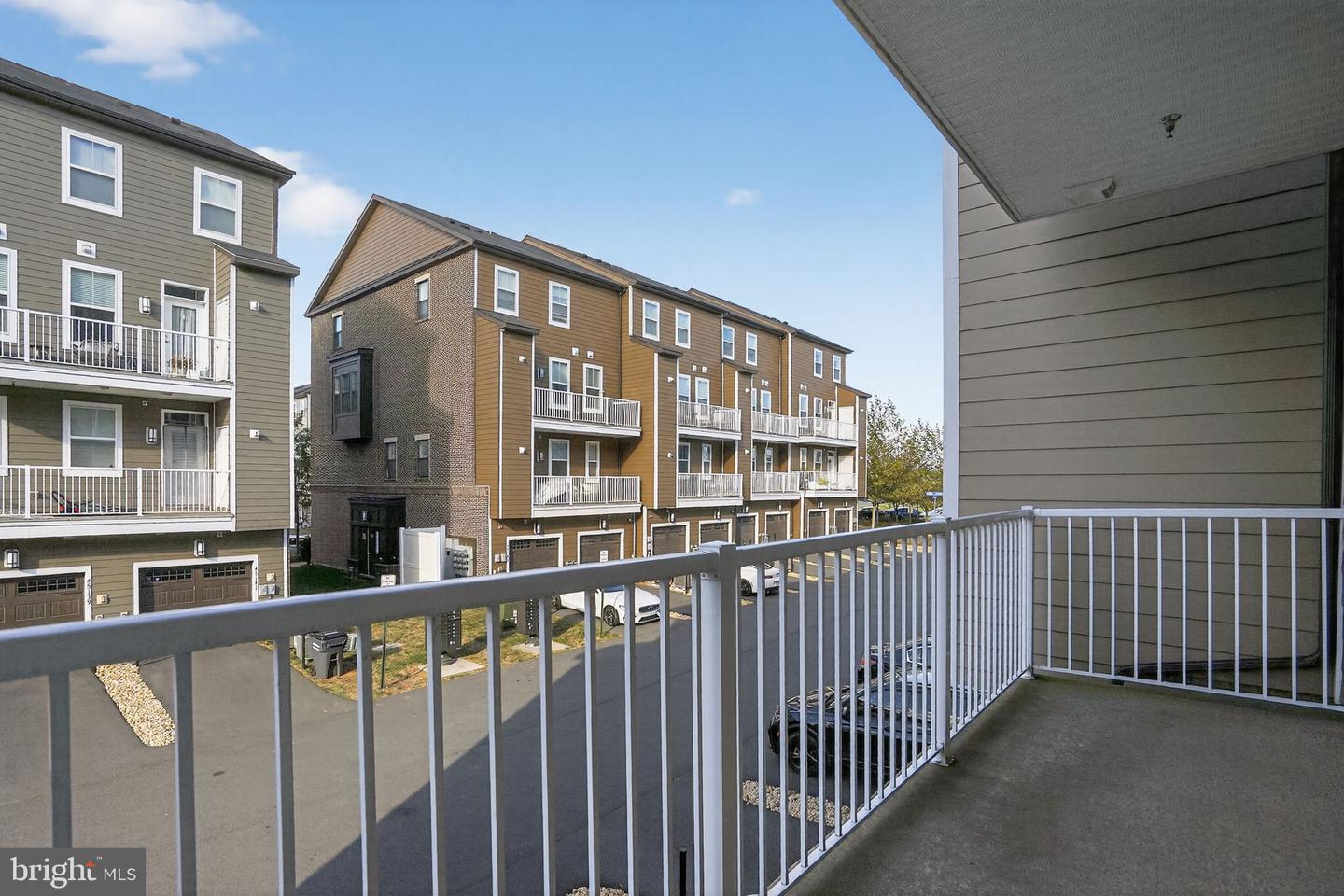 45087 CAPPAMORE TER, STERLING, Virginia 20166, 3 Bedrooms Bedrooms, ,2 BathroomsBathrooms,Residential,For sale,45087 CAPPAMORE TER,VALO2108820 MLS # VALO2108820