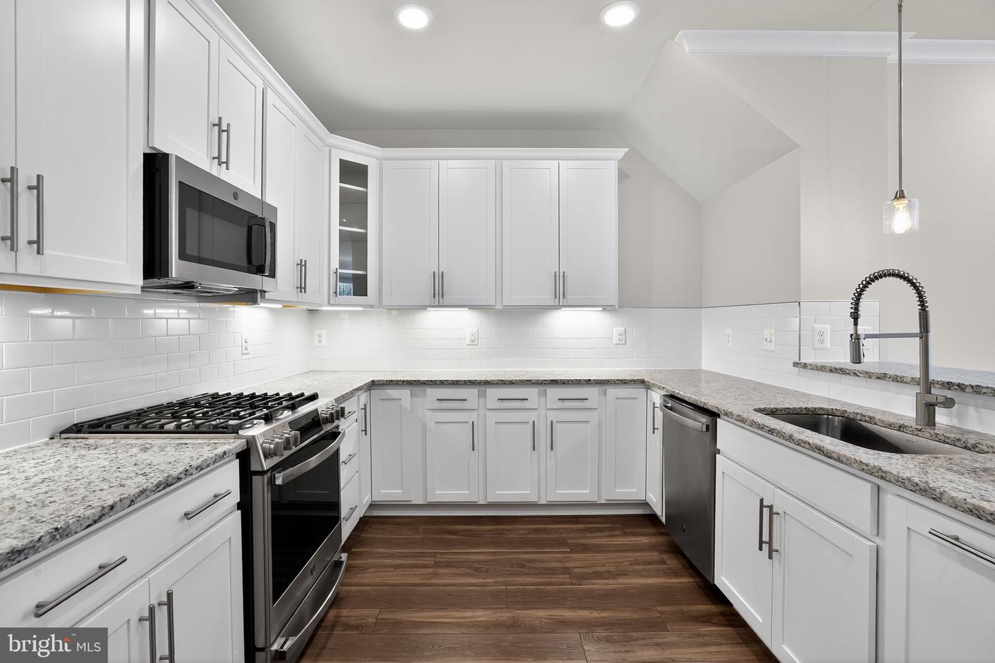 45087 CAPPAMORE TER, STERLING, Virginia 20166, 3 Bedrooms Bedrooms, ,2 BathroomsBathrooms,Residential,For sale,45087 CAPPAMORE TER,VALO2108820 MLS # VALO2108820