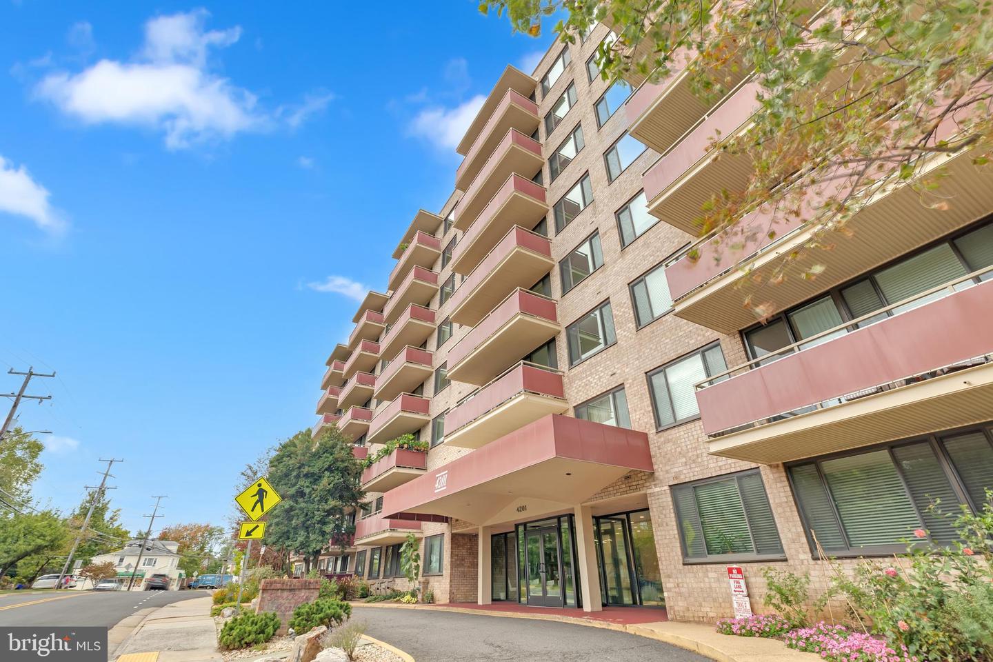 4201 CHERRY HILL RD #504, ARLINGTON, Virginia 22207, 1 Bedroom Bedrooms, ,1 BathroomBathrooms,Residential,For sale,4201 CHERRY HILL RD #504,VAAR2064866 MLS # VAAR2064866