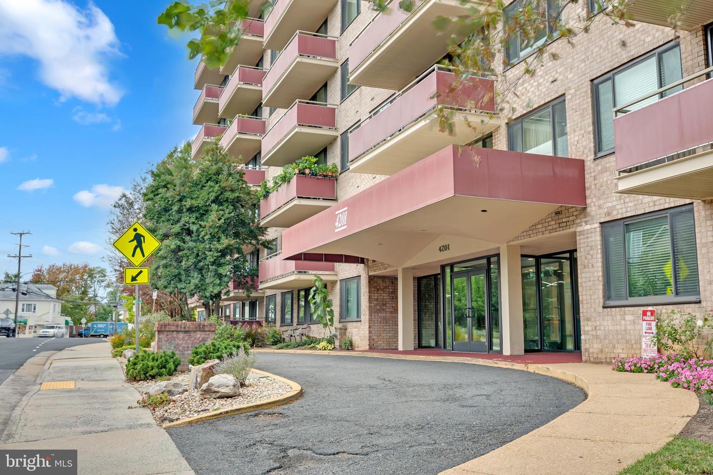 4201 CHERRY HILL RD #504, ARLINGTON, Virginia 22207, 1 Bedroom Bedrooms, ,1 BathroomBathrooms,Residential,For sale,4201 CHERRY HILL RD #504,VAAR2064866 MLS # VAAR2064866