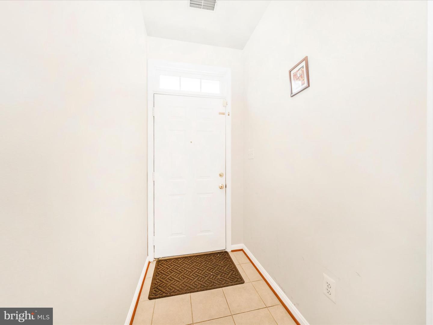 2522 LOGAN WOOD DR, HERNDON, Virginia 20171, 2 Bedrooms Bedrooms, ,2 BathroomsBathrooms,Residential,For sale,2522 LOGAN WOOD DR,VAFX2274168 MLS # VAFX2274168