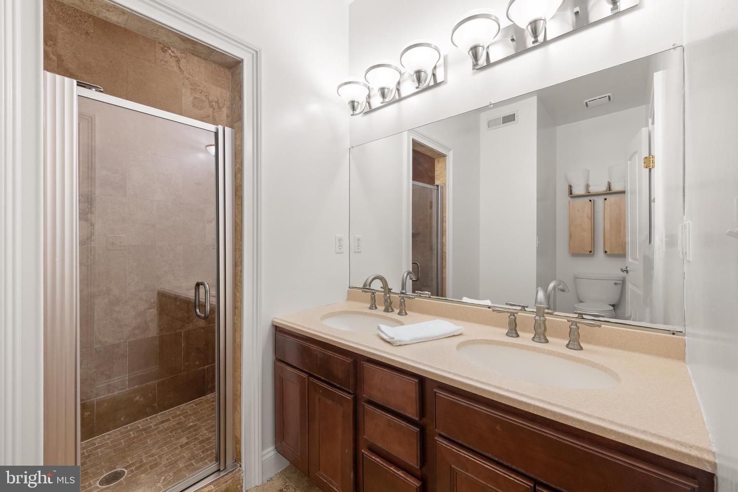 1645 NEW JERSEY AVE NW #2, WASHINGTON, District Of Columbia 20001, 3 Bedrooms Bedrooms, ,2 BathroomsBathrooms,Residential,For sale,1645 NEW JERSEY AVE NW #2,DCDC2226910 MLS # DCDC2226910