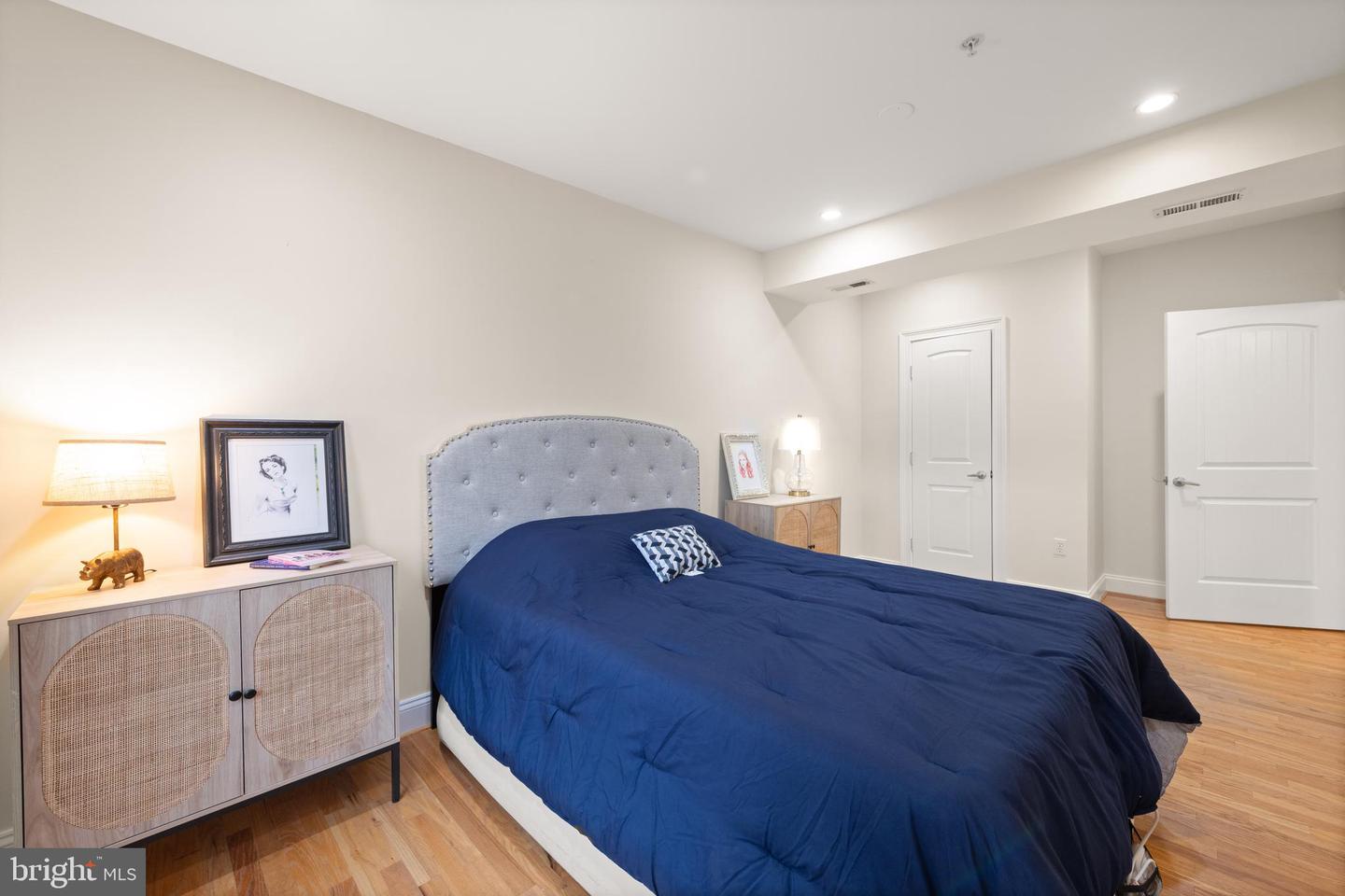 1645 NEW JERSEY AVE NW #2, WASHINGTON, District Of Columbia 20001, 3 Bedrooms Bedrooms, ,2 BathroomsBathrooms,Residential,For sale,1645 NEW JERSEY AVE NW #2,DCDC2226910 MLS # DCDC2226910