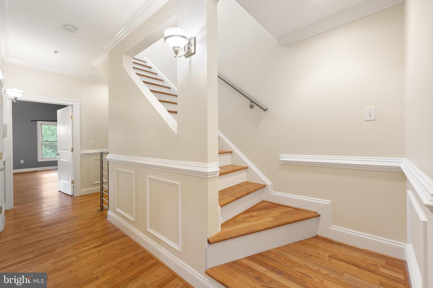1645 NEW JERSEY AVE NW #2, WASHINGTON, District Of Columbia 20001, 3 Bedrooms Bedrooms, ,2 BathroomsBathrooms,Residential,For sale,1645 NEW JERSEY AVE NW #2,DCDC2226910 MLS # DCDC2226910