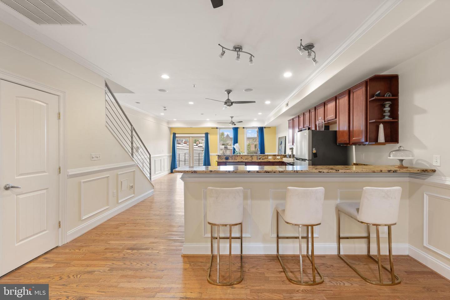 1645 NEW JERSEY AVE NW #2, WASHINGTON, District Of Columbia 20001, 3 Bedrooms Bedrooms, ,2 BathroomsBathrooms,Residential,For sale,1645 NEW JERSEY AVE NW #2,DCDC2226910 MLS # DCDC2226910