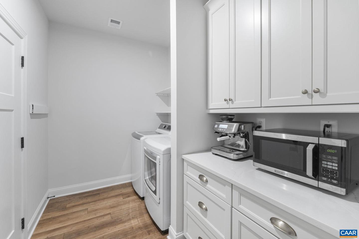 355 BAYBERRY LN, ZION CROSSROADS, Virginia 22942, 3 Bedrooms Bedrooms, ,2 BathroomsBathrooms,Residential,For sale,355 BAYBERRY LN,669964 MLS # 669964