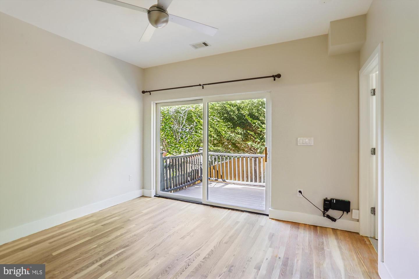 3222 NW 13TH ST NW #2, WASHINGTON, District Of Columbia 20010, 2 Bedrooms Bedrooms, 7 Rooms Rooms,3 BathroomsBathrooms,Residential,For sale,3222 NW 13TH ST NW #2,DCDC2226914 MLS # DCDC2226914
