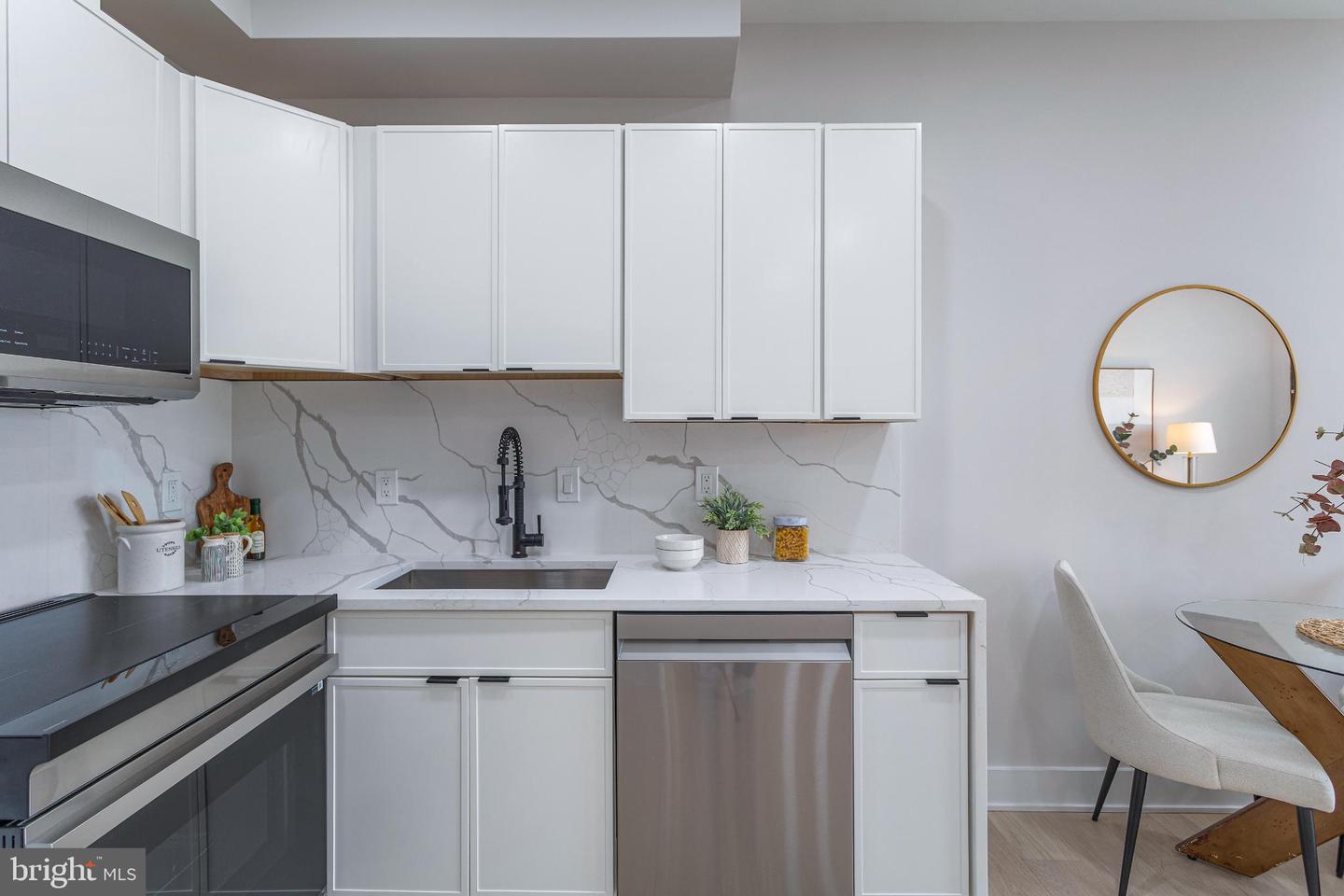 1516 EAST CAPITOL ST SE #2, WASHINGTON, District Of Columbia 20003, 1 Bedroom Bedrooms, ,1 BathroomBathrooms,Residential,For sale,1516 EAST CAPITOL ST SE #2,DCDC2226924 MLS # DCDC2226924