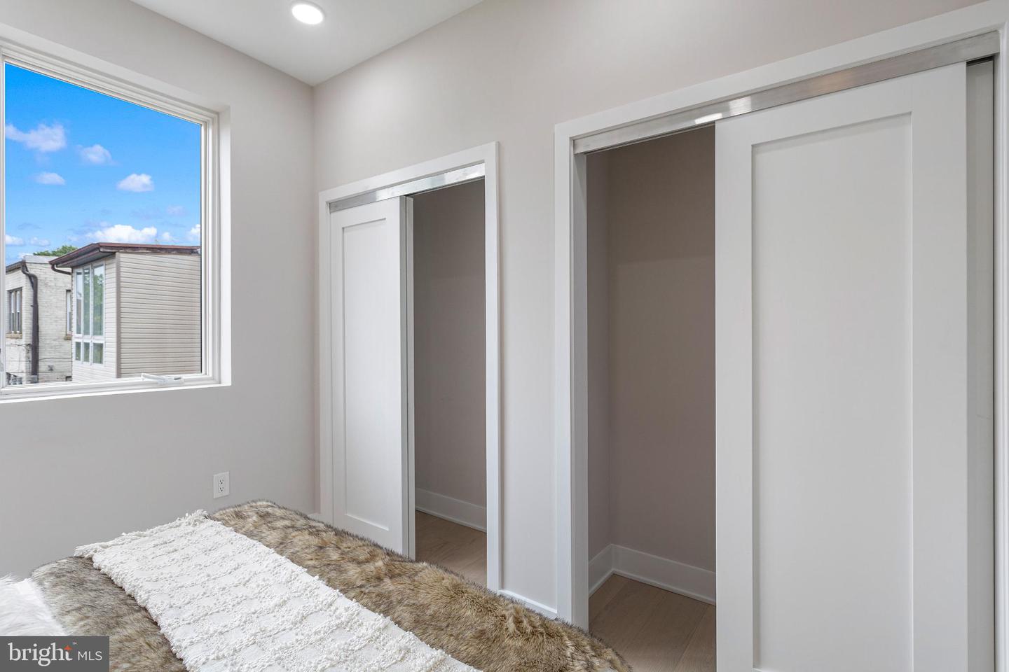 1516 EAST CAPITOL ST SE #2, WASHINGTON, District Of Columbia 20003, 1 Bedroom Bedrooms, ,1 BathroomBathrooms,Residential,For sale,1516 EAST CAPITOL ST SE #2,DCDC2226924 MLS # DCDC2226924