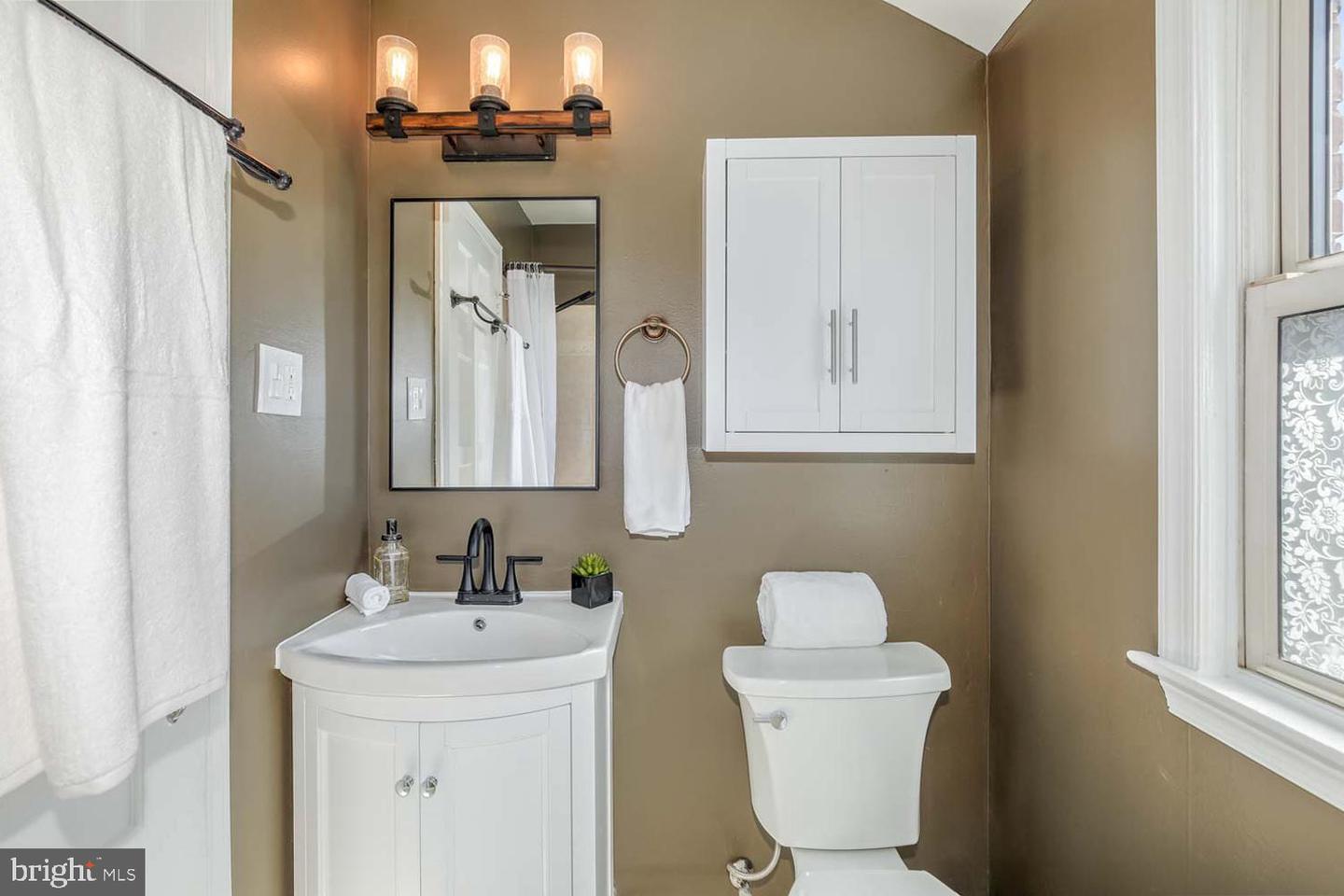 735 EMERSON ST NE, WASHINGTON, District Of Columbia 20017, 3 Bedrooms Bedrooms, ,1 BathroomBathrooms,Residential,For sale,735 EMERSON ST NE,DCDC2226926 MLS # DCDC2226926