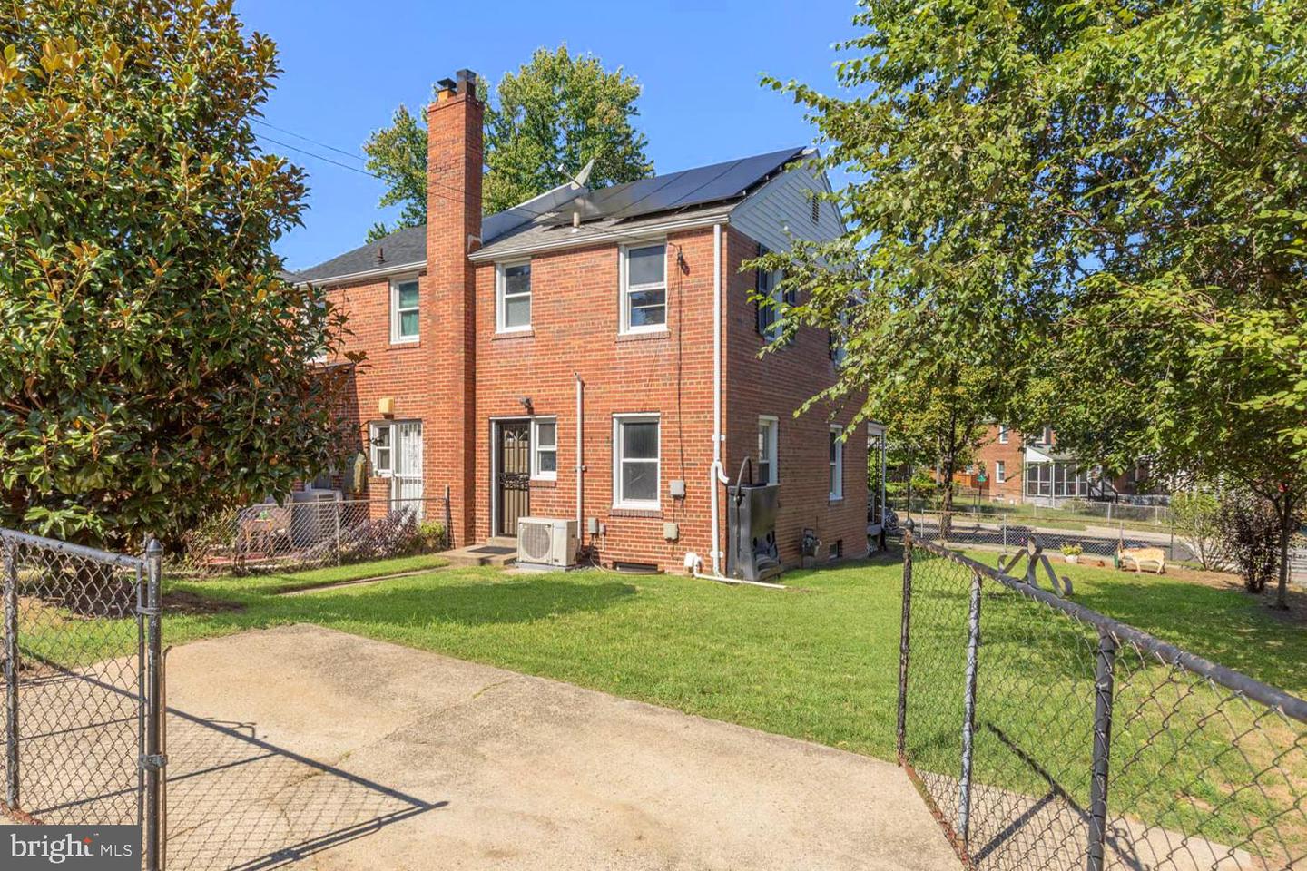 735 EMERSON ST NE, WASHINGTON, District Of Columbia 20017, 3 Bedrooms Bedrooms, ,1 BathroomBathrooms,Residential,For sale,735 EMERSON ST NE,DCDC2226926 MLS # DCDC2226926