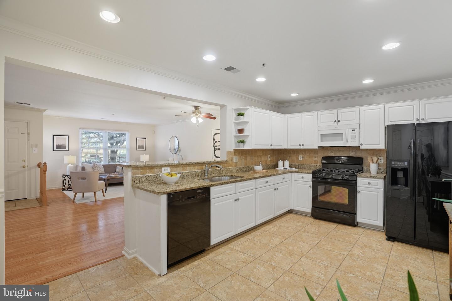 11256 STAGESTONE WAY, MANASSAS, Virginia 20109, 3 Bedrooms Bedrooms, ,2 BathroomsBathrooms,Residential,For sale,11256 STAGESTONE WAY,VAPW2105950 MLS # VAPW2105950