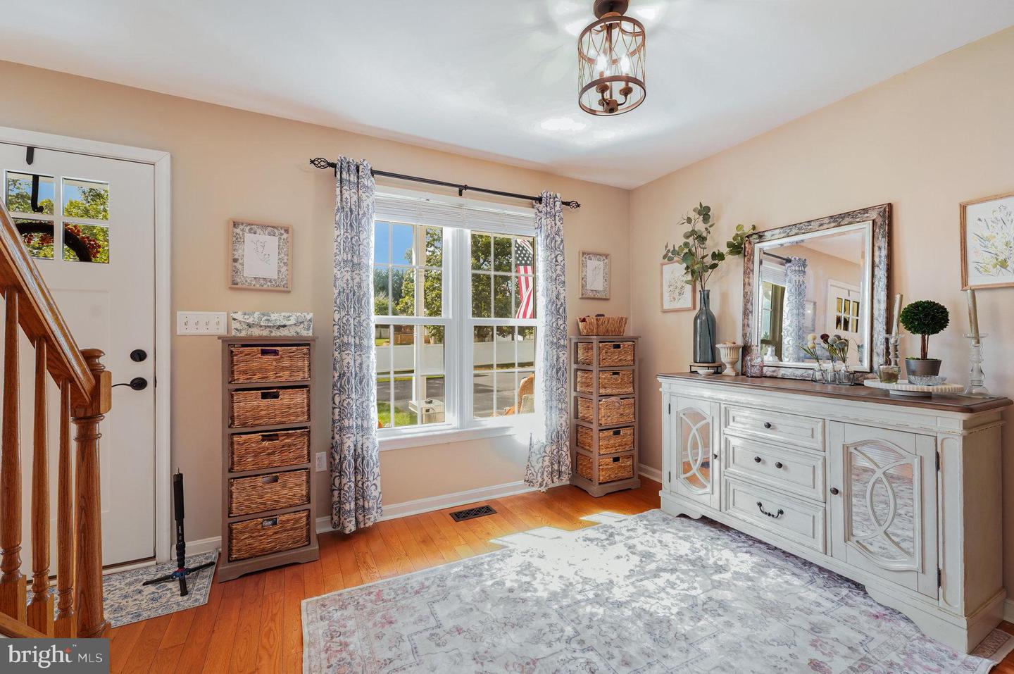 9811 ELM ST, FREDERICKSBURG, Virginia 22407, 3 Bedrooms Bedrooms, ,2 BathroomsBathrooms,Residential,For sale,9811 ELM ST,VASP2036890 MLS # VASP2036890